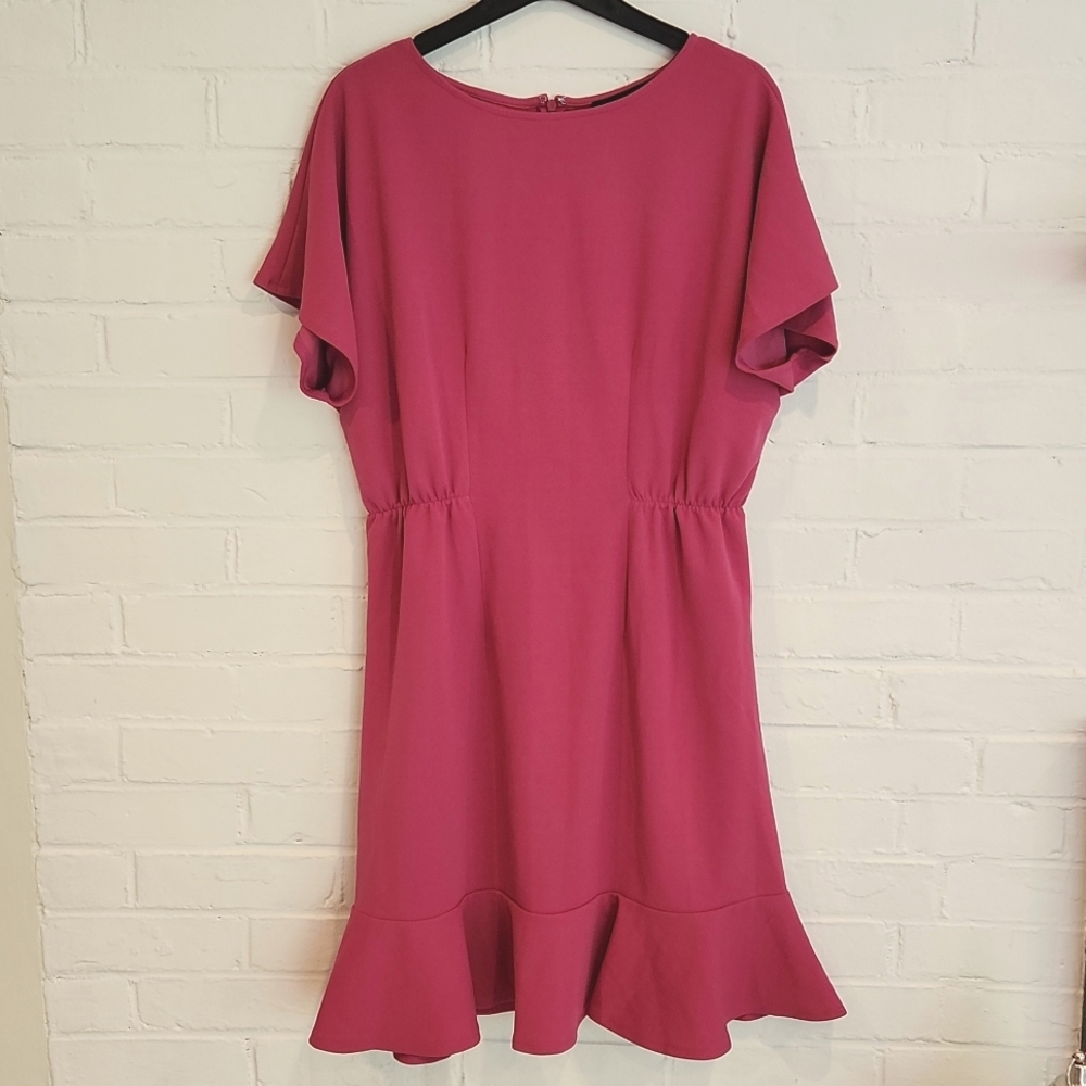 DONNA MORGAN Short Sleeve Ruffle Fuschia Dress